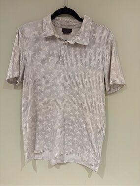 Men's Short-Sleeve Polo in Light Gray and White Stripe